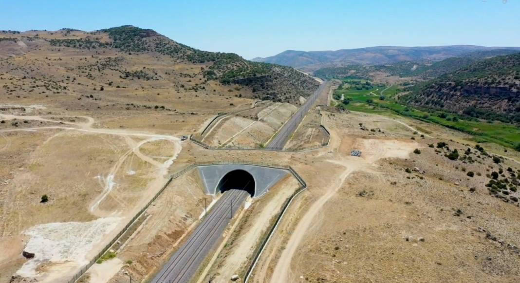 Bakan Uraloğlu sayısını bile verdi: Konya-Aksaray Devlet Yolu'na ekolojik köprü geliyor! 7
